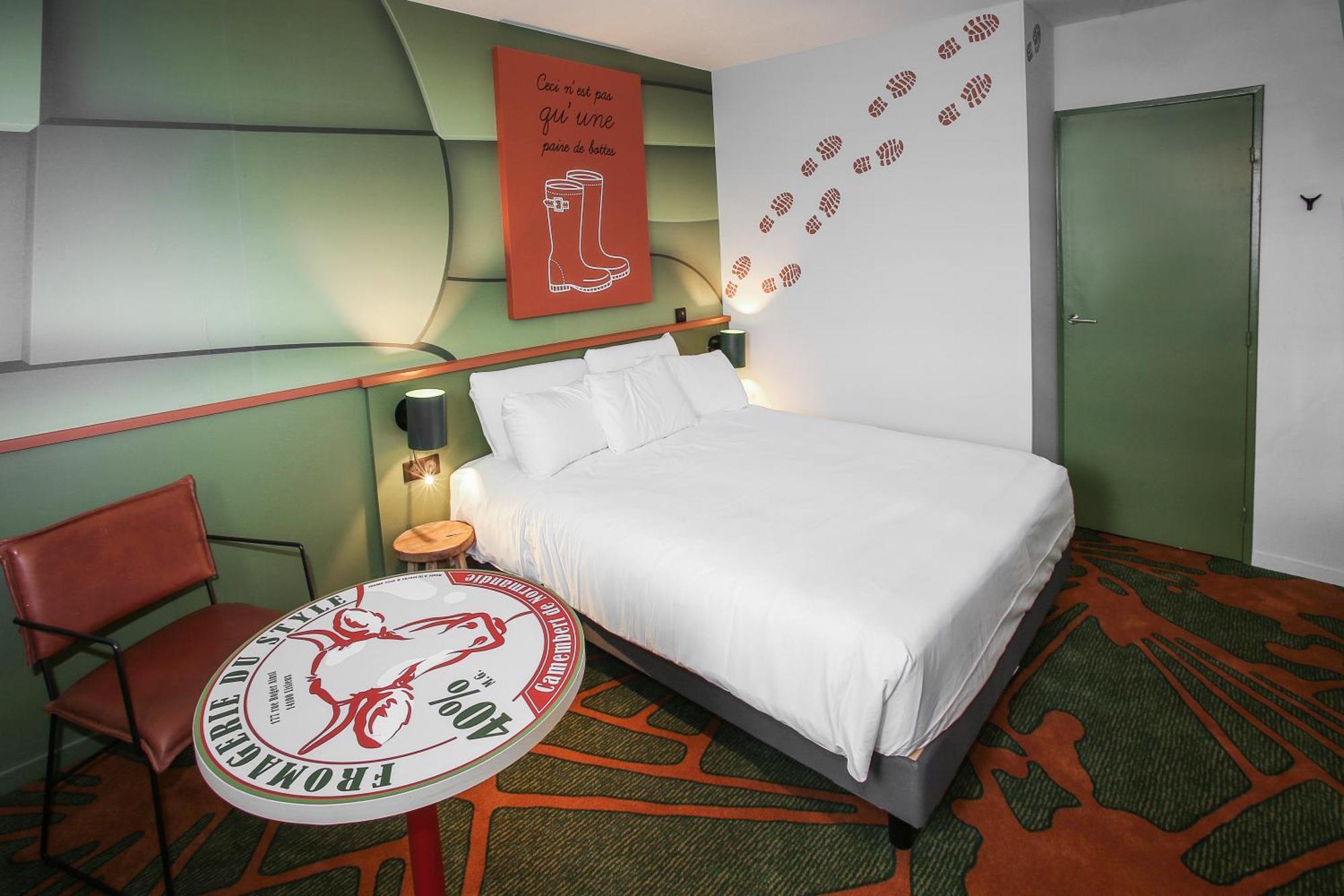 Ibis Styles Lisieux Normandie Bagian luar foto