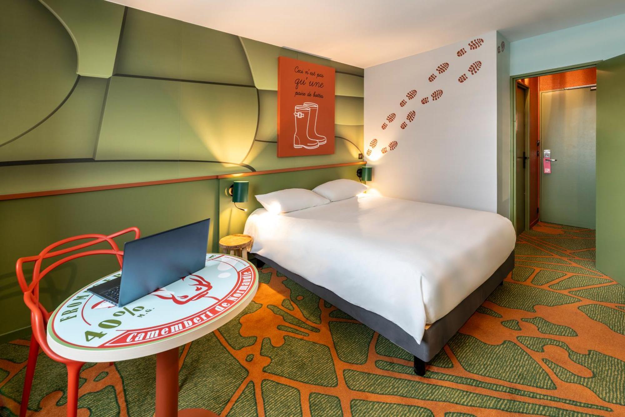 Ibis Styles Lisieux Normandie Bagian luar foto