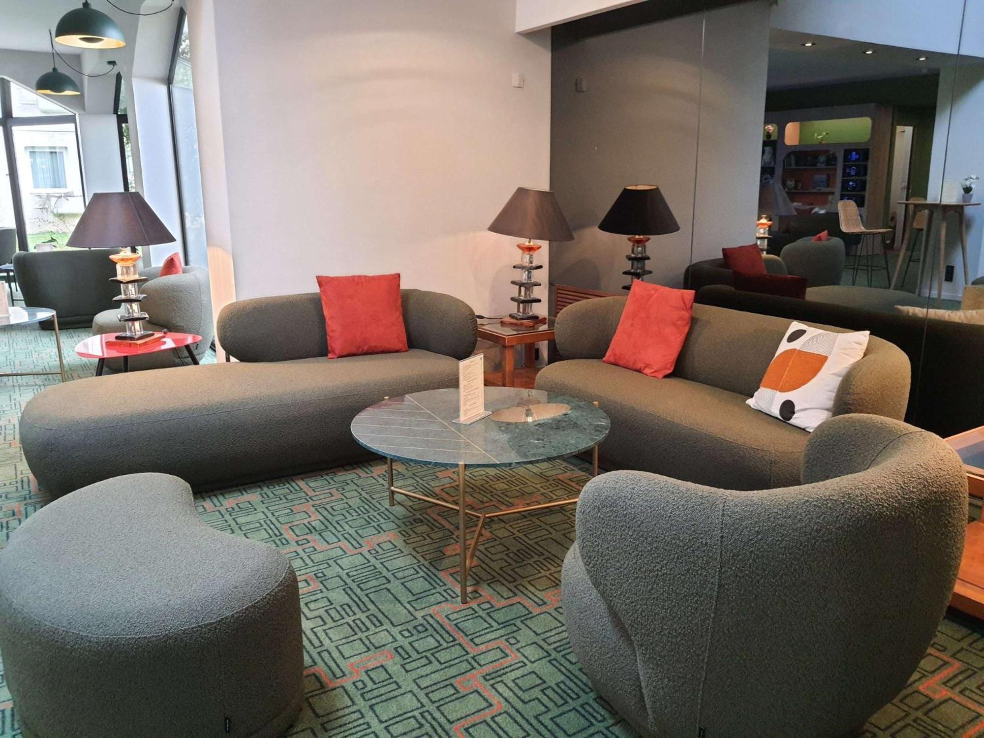 Ibis Styles Lisieux Normandie Bagian luar foto